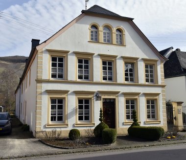 Foto Winzerhaus, giebelständiges Quereinhaus